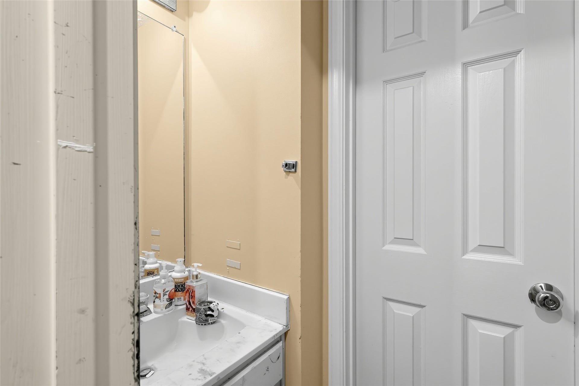 2006 Creek Valley Lane, Sugar Land, TX 77478