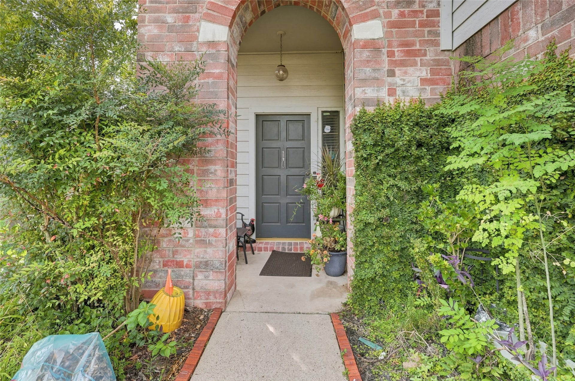 2006 Creek Valley Lane, Sugar Land, TX 77478