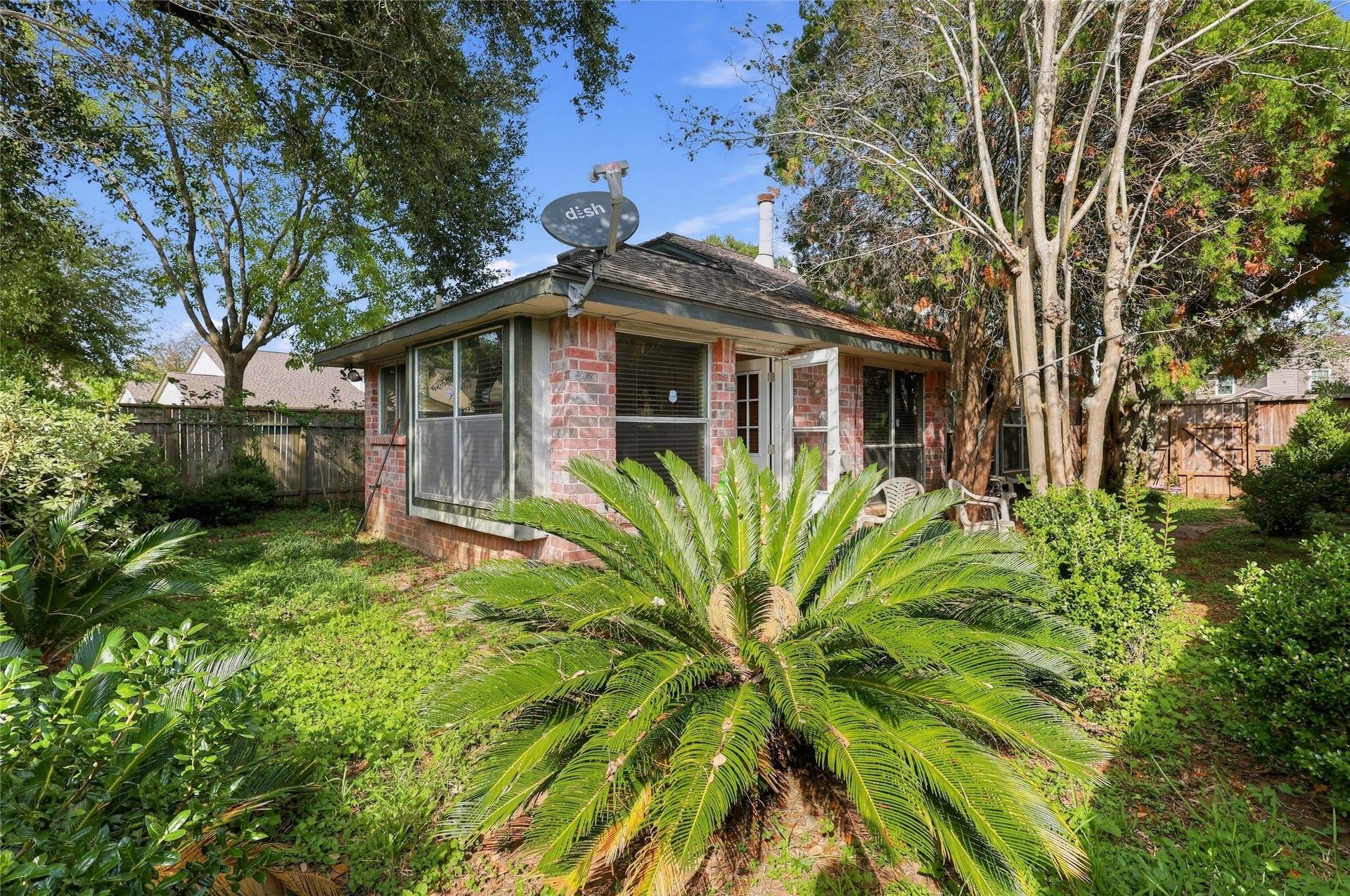 2006 Creek Valley Lane, Sugar Land, TX 77478