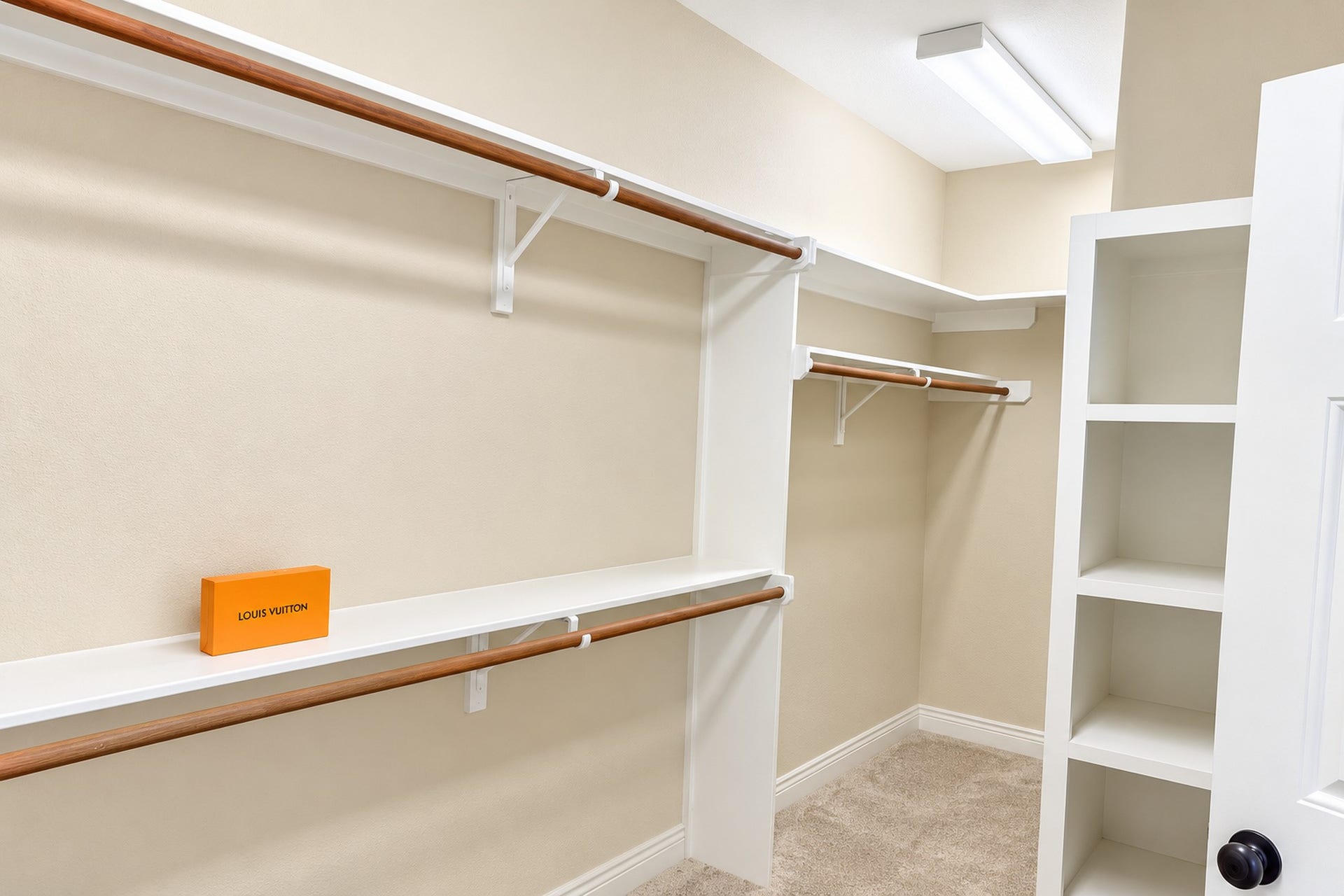 346 Skylark Street, Magnolia, TX 77355 Double hanging rods, wraparound shelving, and built-in cubbies provide plenty of space to organize clothing, shoes, and accessories.
