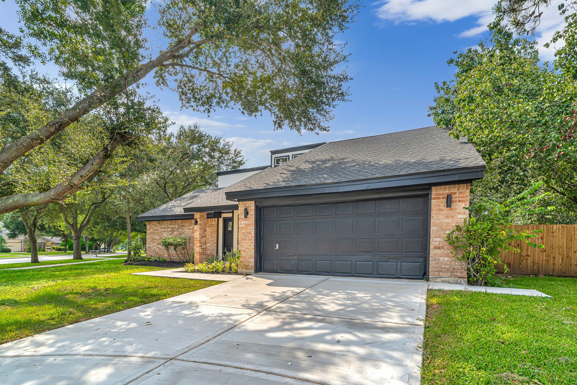 2627 Ferry Landing, Sugar Land, TX 77478 2627 Ferry Landing, Sugar Land, TX 77478