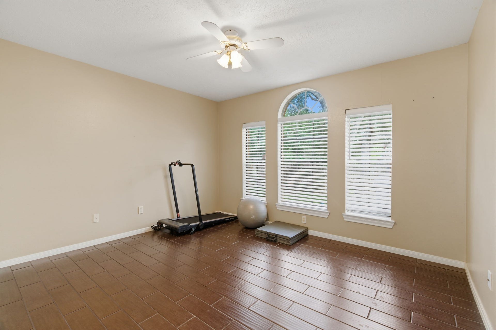 14114 Scarborough Fair Street, Houston, TX 77077 14114 Scarborough Fair Street, Houston, TX 77077