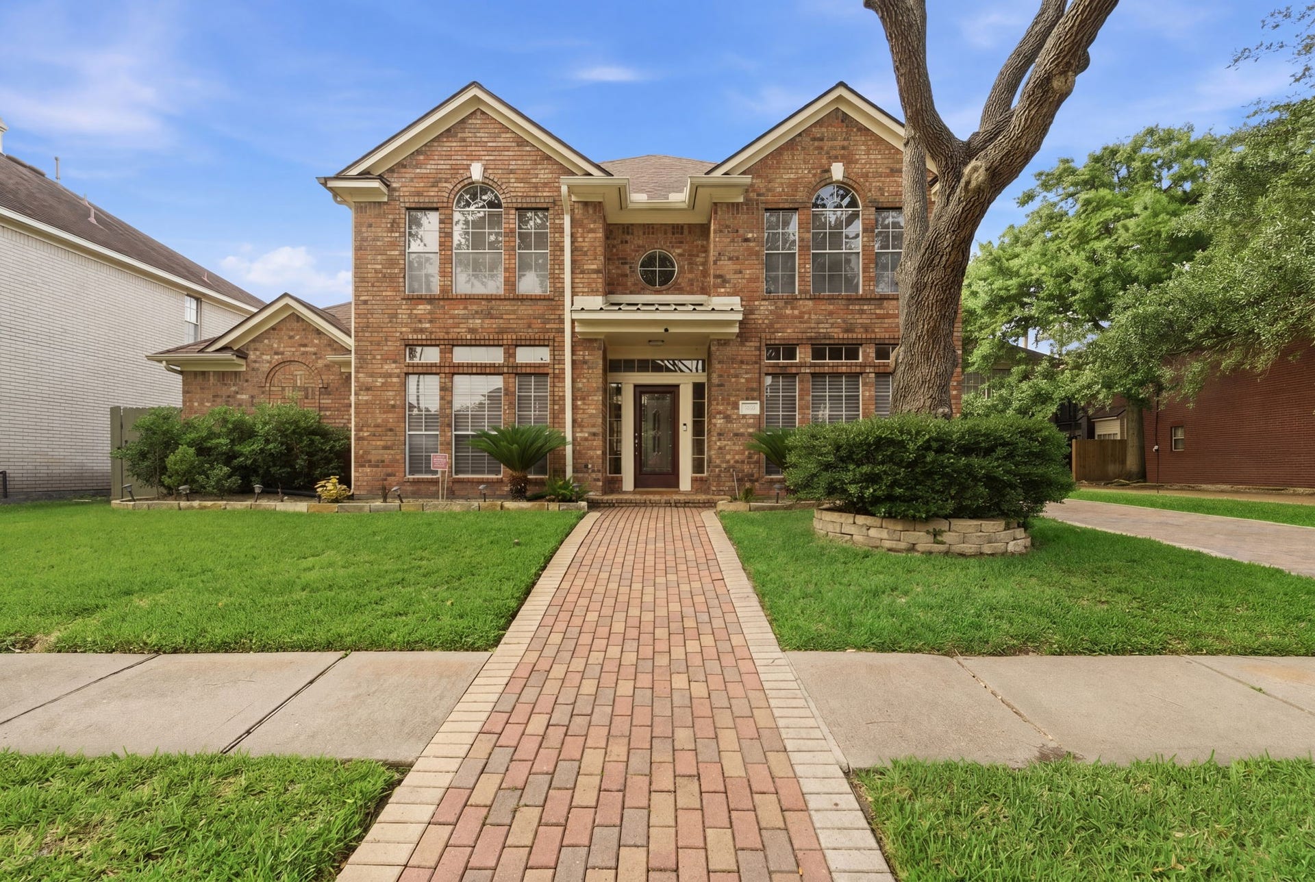 14114 Scarborough Fair Street, Houston, TX 77077 Gorgeous entryway