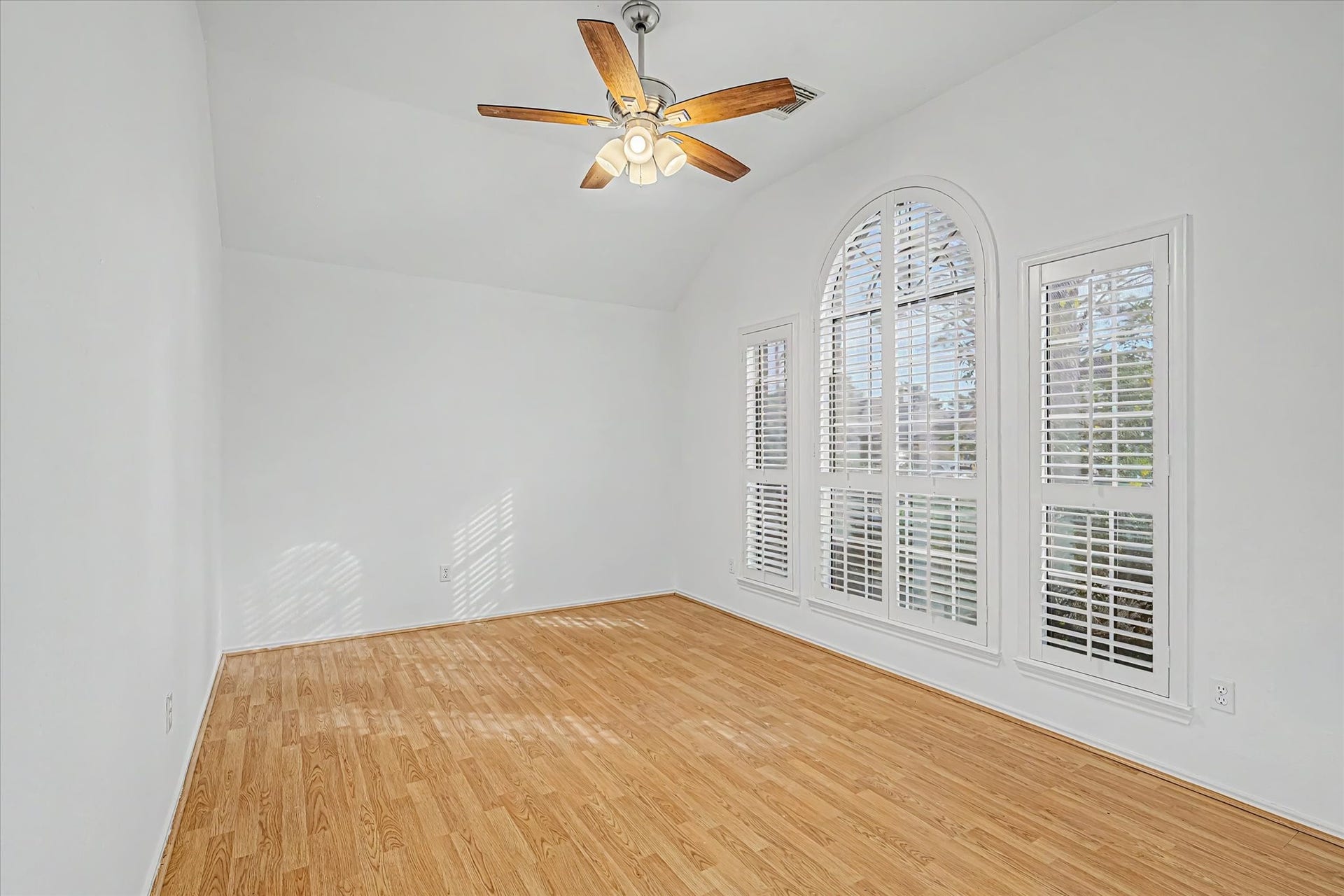 222 Glenridge Forest, Houston, TX 77094 222 Glenridge Forest, Houston, TX 77094