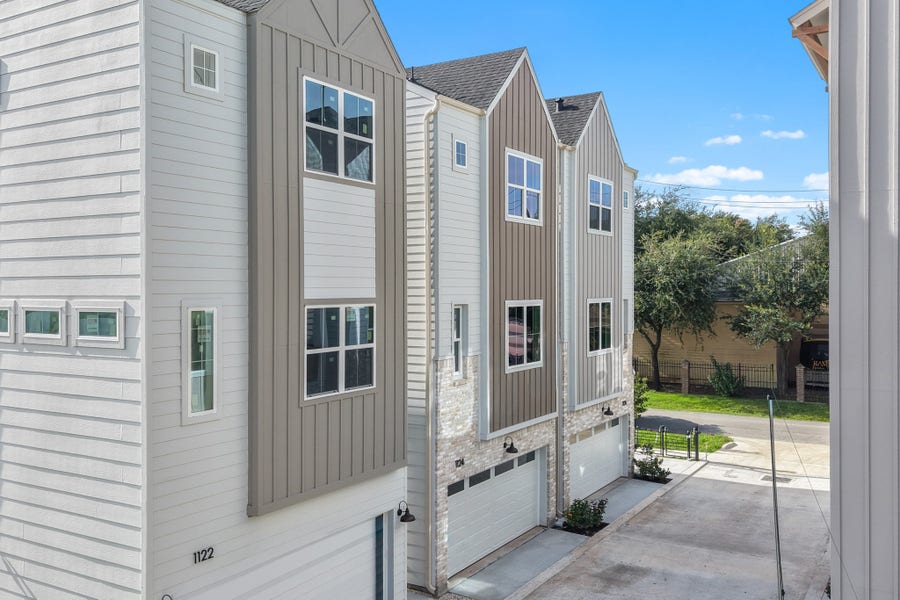 Property photo for 1124 Weiss Street, Houston, TX