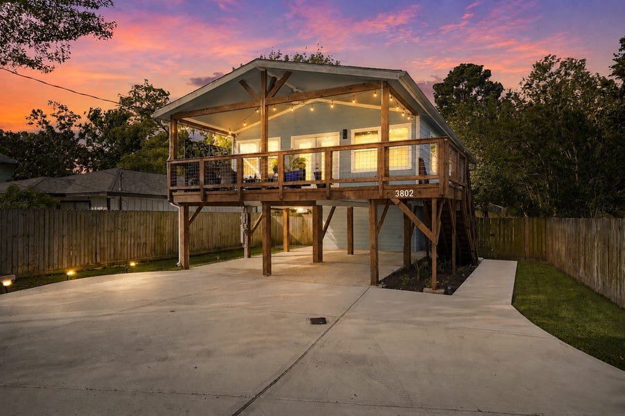 Property photo for 3802 Bayshore Drive, Bacliff, TX