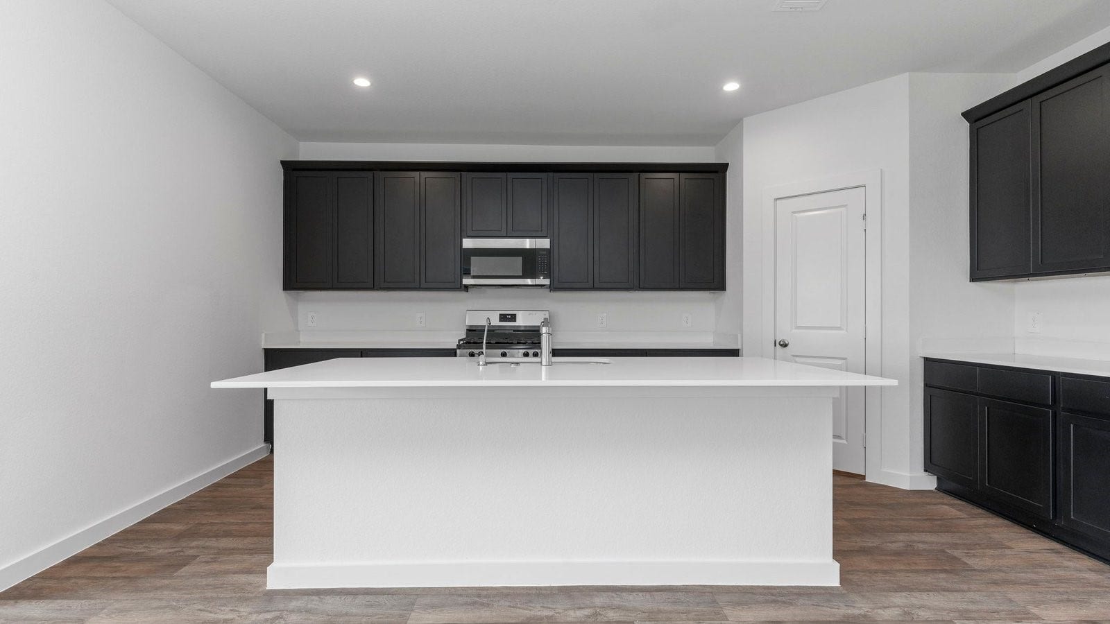 All images, rooms measurements are approximate. All information, including pricing, and interior color is subject to change.