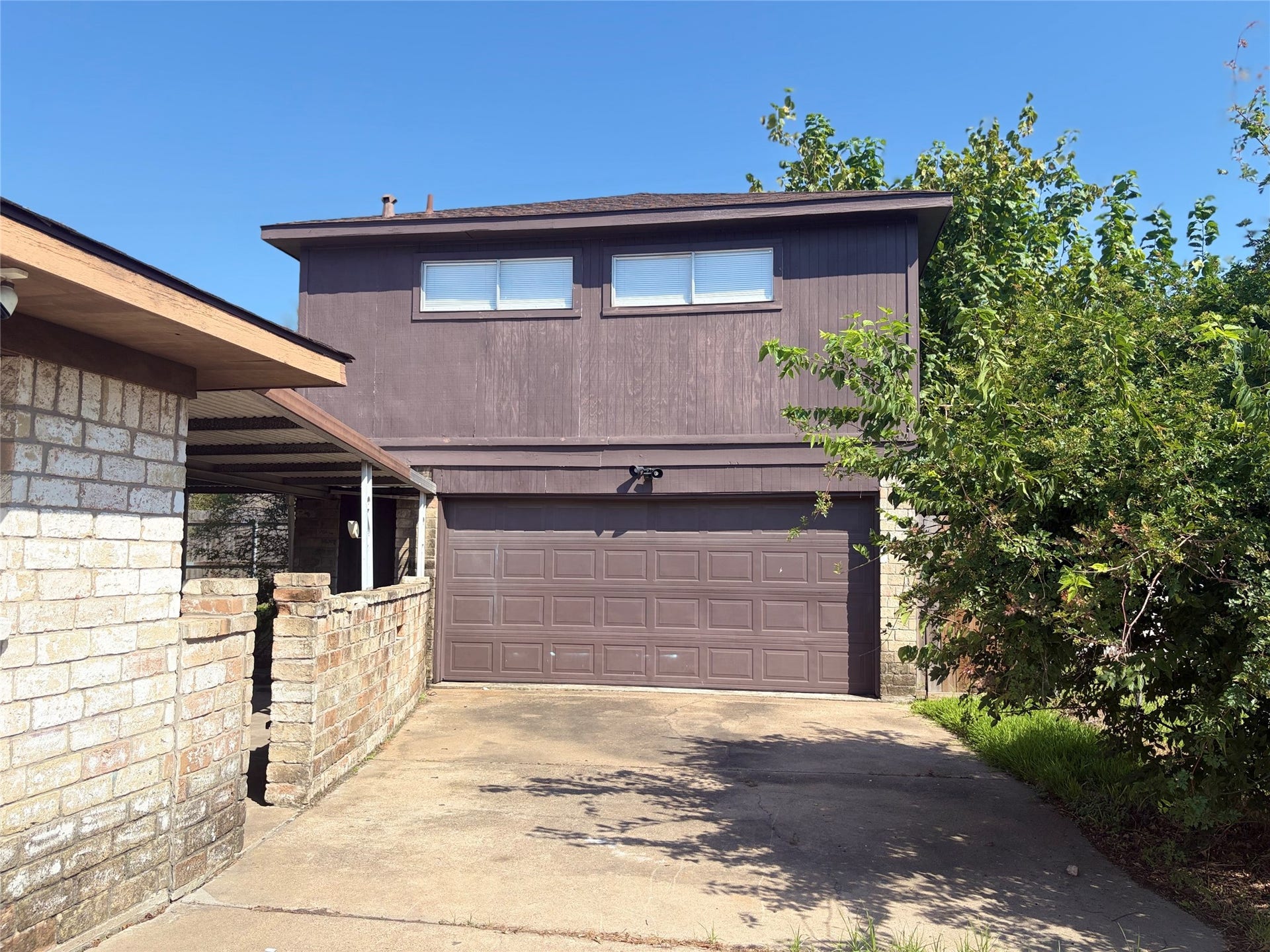 13351 Hollypark Drive, Houston, TX 77015