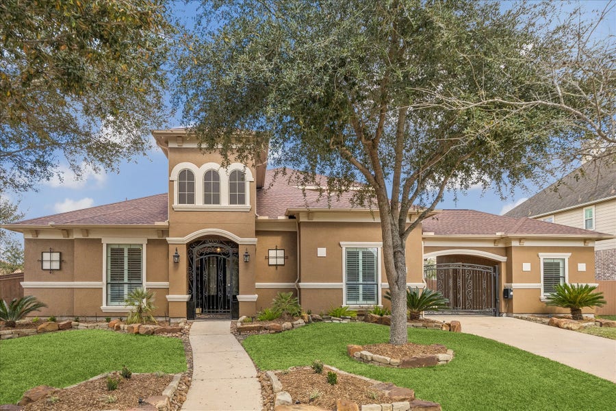 Property photo for 7115 Angel Falls, Missouri City, TX