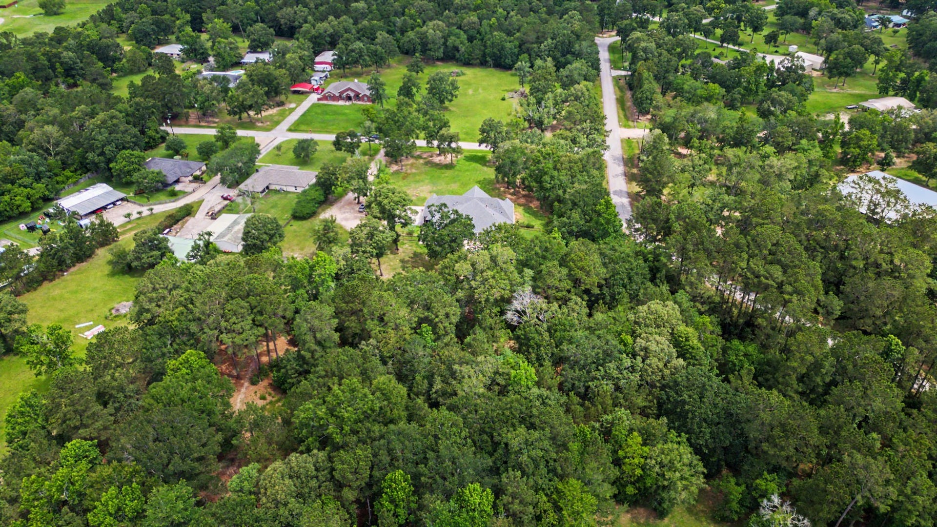 11865 Hope Lane, Magnolia, TX 77354 Enjoy the best of both worldsa desirable corner-lot location and the tranquility of a dead-end street, providing added privacy, reduced traffic, and a wonderful place to call home.