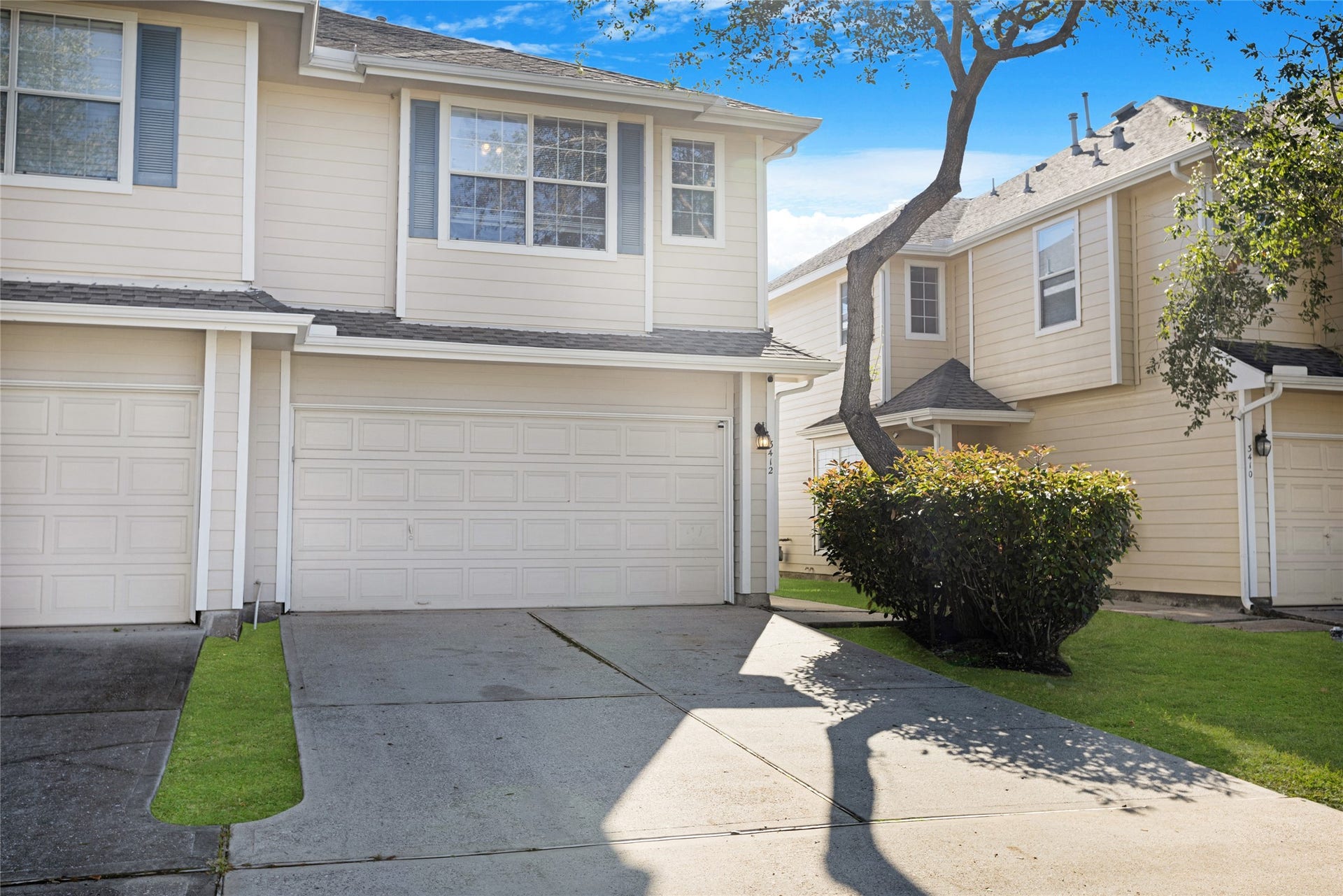 3412 Orchid Trace Lane, Houston, TX 77047 Beautiful curb appeal