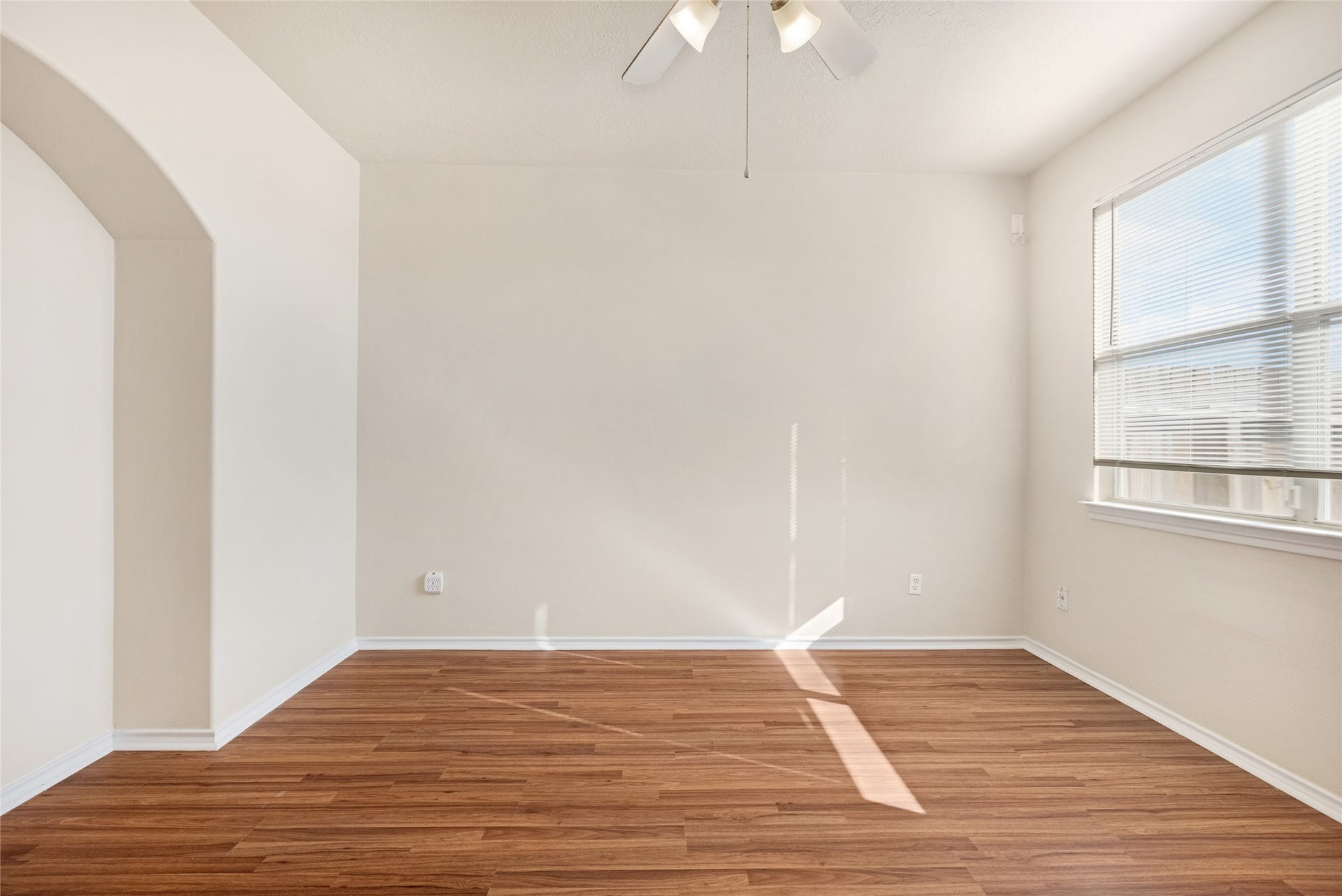 3412 Orchid Trace Lane, Houston, TX 77047 3412 Orchid Trace Lane, Houston, TX 77047