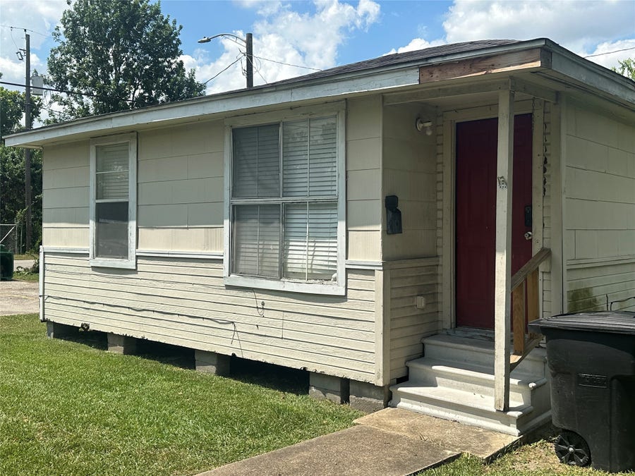 Property photo for 3923 Caplin Street, Houston, TX