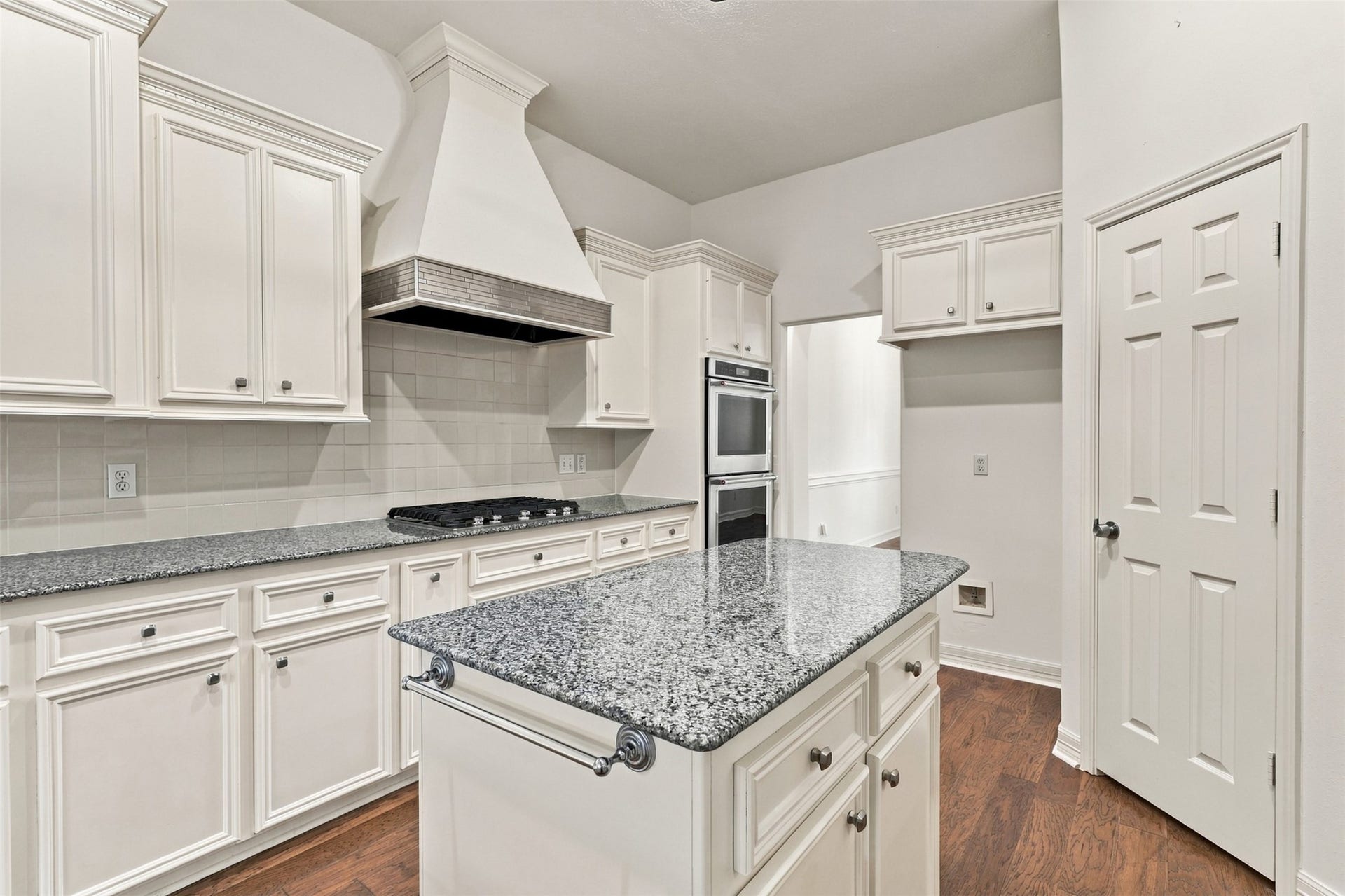 705 Fairway Oaks, Conroe, TX 77302 705 Fairway Oaks, Conroe, TX 77302