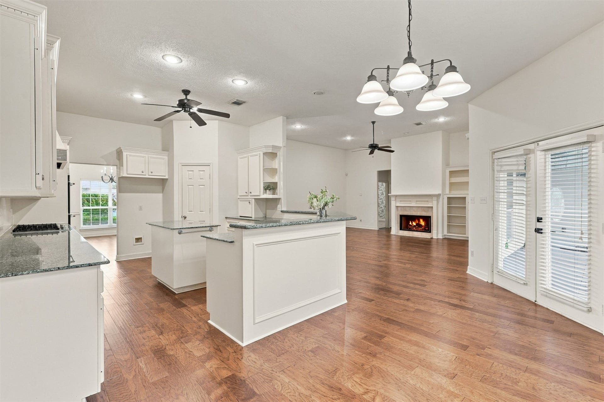 705 Fairway Oaks, Conroe, TX 77302 705 Fairway Oaks, Conroe, TX 77302