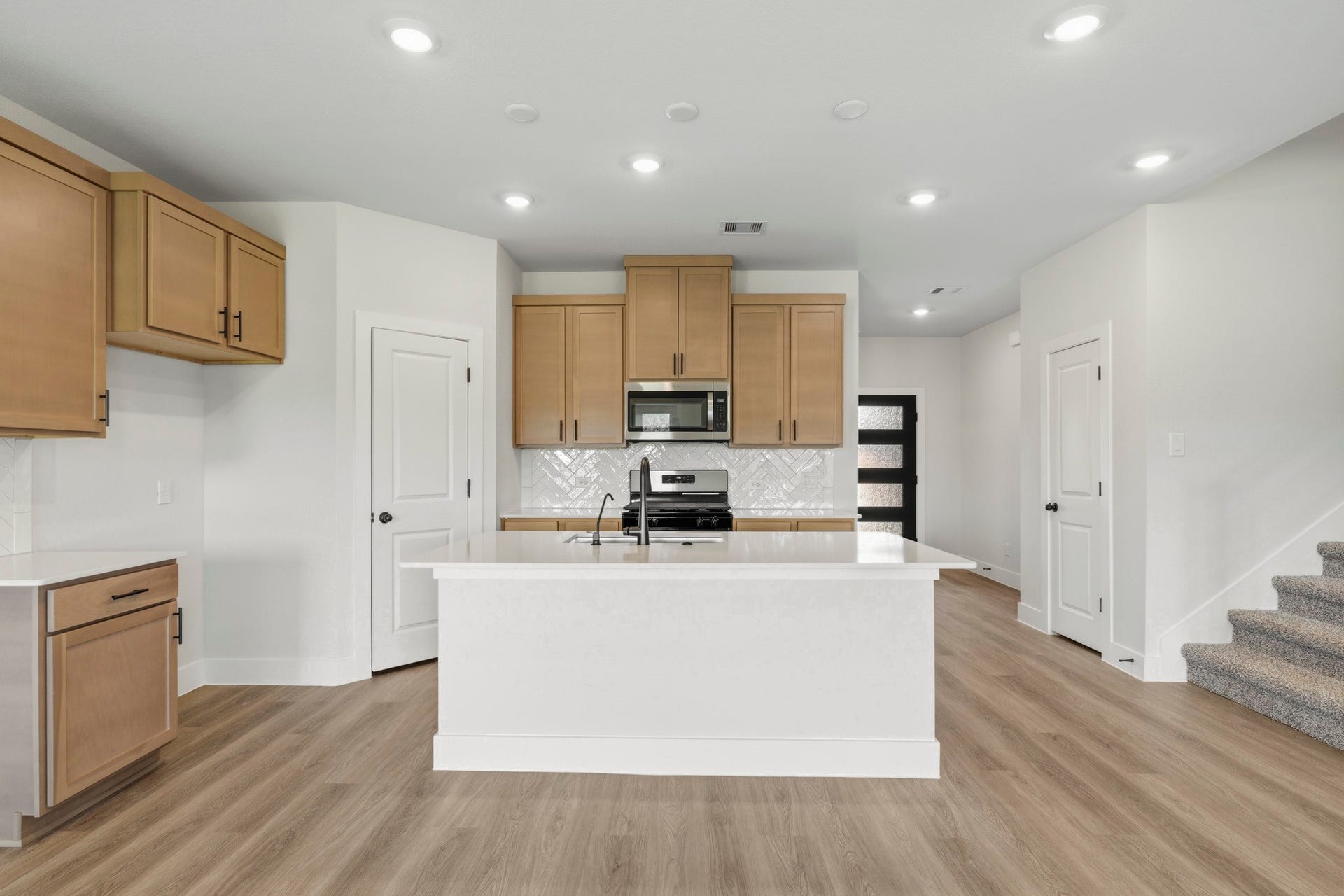 15919 Maybelle Street, Montgomery, TX 77316 15919 Maybelle Street, Montgomery, TX 77316