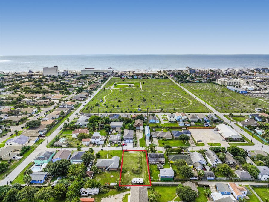Property photo for 5724 Avenue T, Galveston, TX