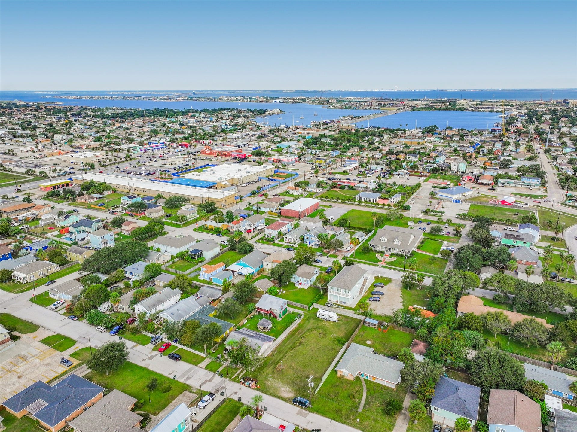 5724 Avenue T, Galveston, TX 77551 5724 Avenue T, Galveston, TX 77551