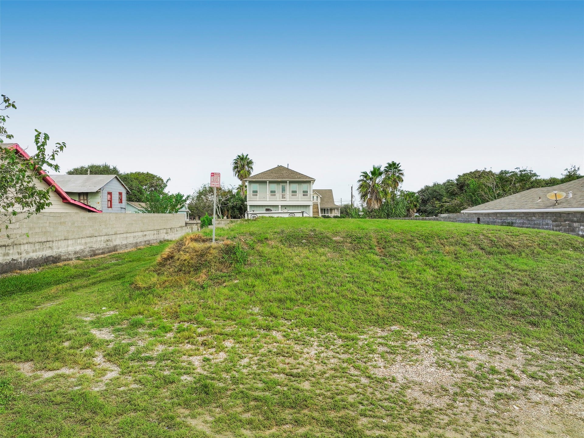 5724 Avenue T, Galveston, TX 77551 5724 Avenue T, Galveston, TX 77551