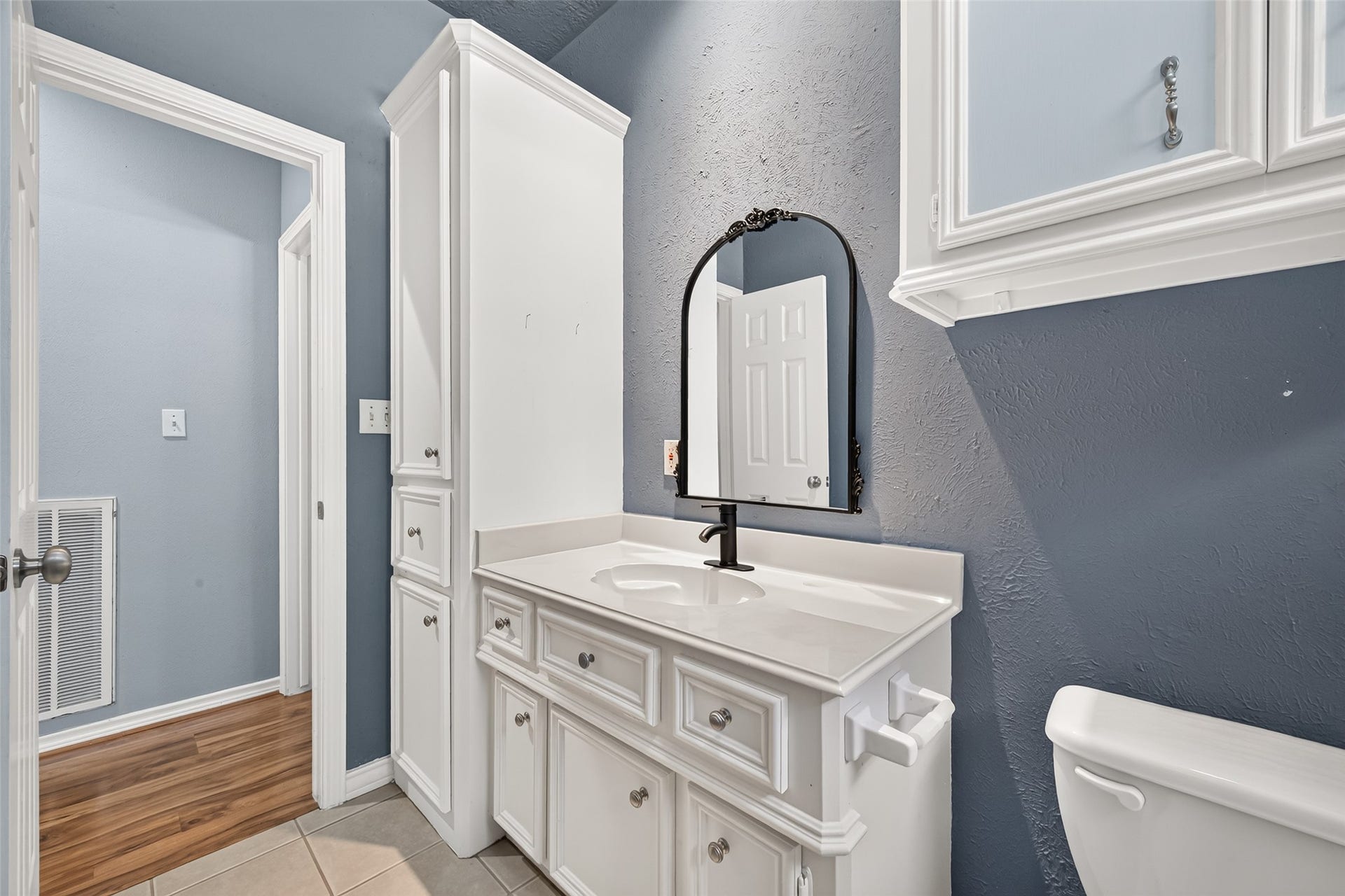103 Fairway View Court, Montgomery, TX 77356 Secondary bathroom