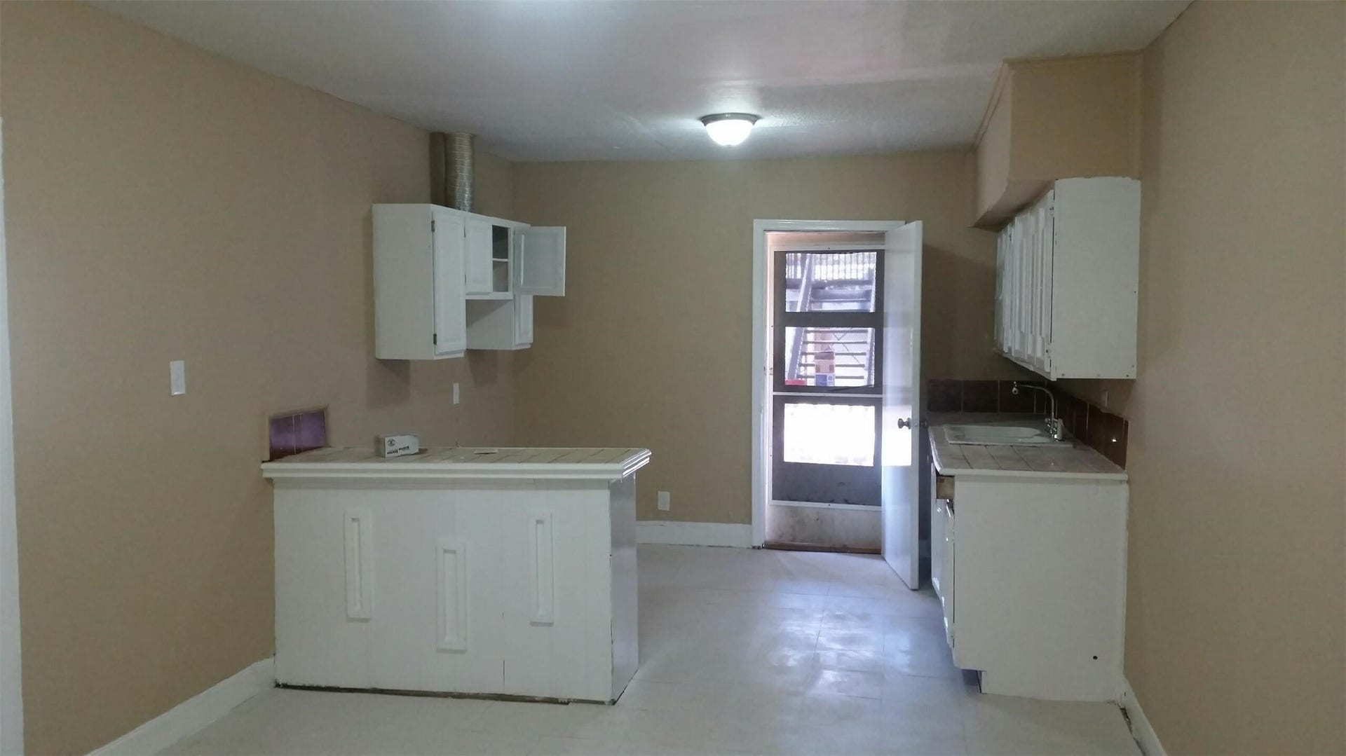 528 Hahlo Street, Houston, TX 77020 Unit a