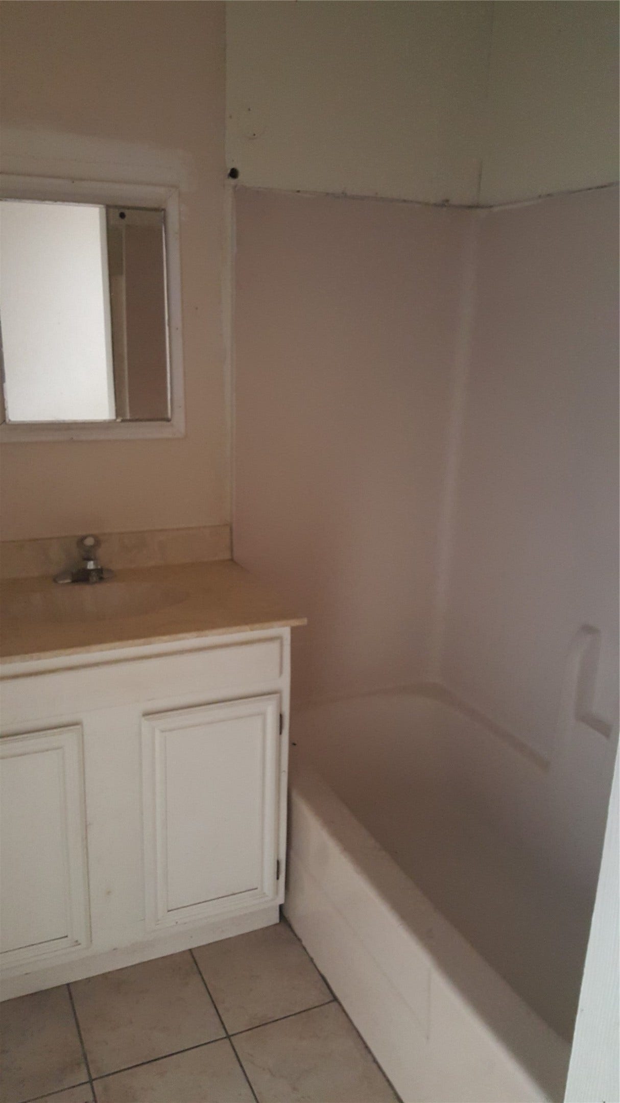 528 Hahlo Street, Houston, TX 77020 Unit a