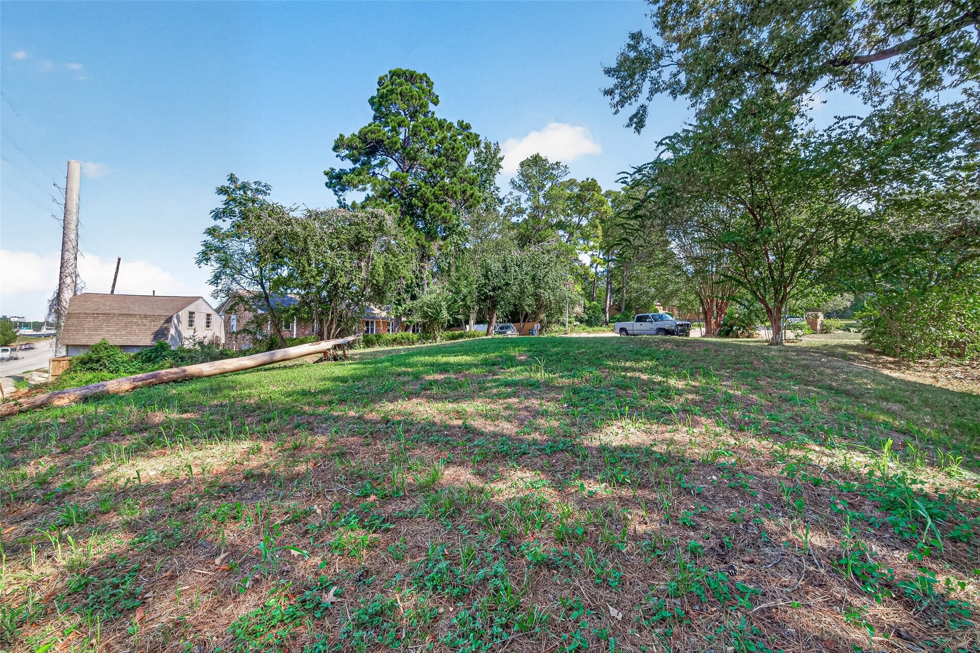 28102 Linda Lane Lane, Tomball, TX 77375 28102 Linda Lane Lane, Tomball, TX 77375