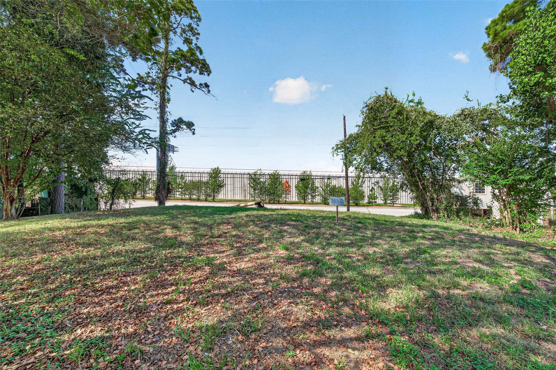 28102 Linda Lane Lane, Tomball, TX 77375 28102 Linda Lane Lane, Tomball, TX 77375