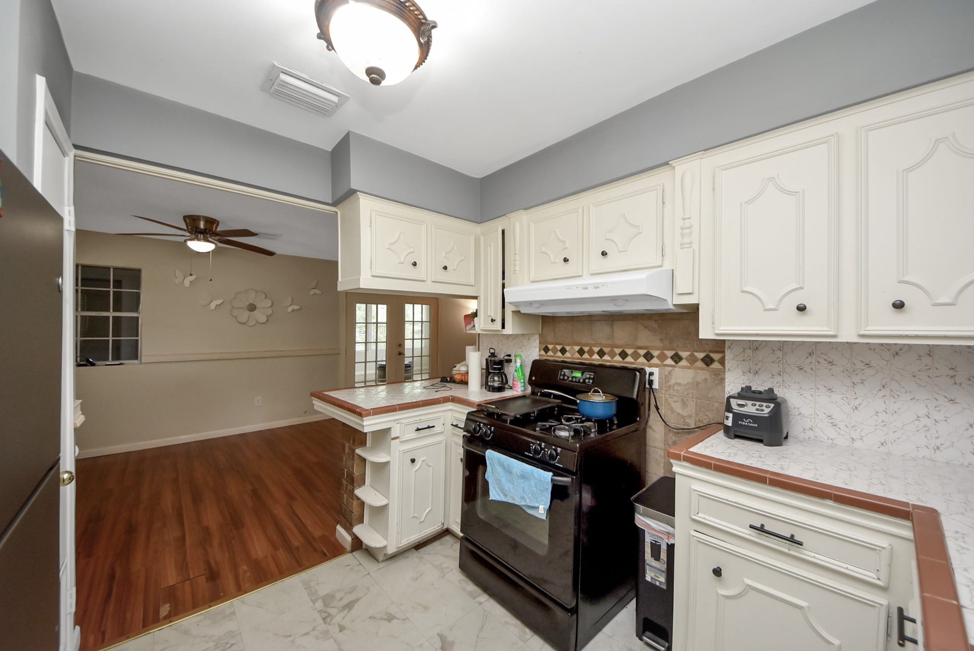 24267 W Oak Drive, Porter, TX 77365 24267 W Oak Drive, Porter, TX 77365