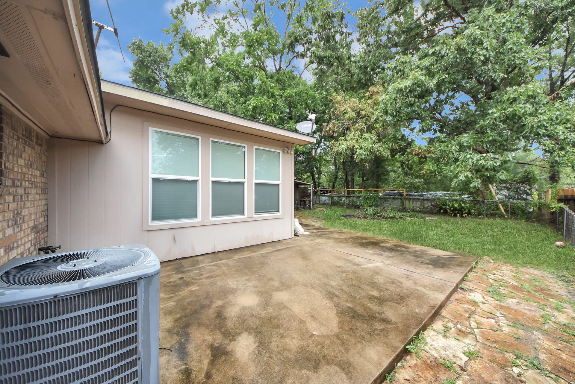 24267 W Oak Drive, Porter, TX 77365 24267 W Oak Drive, Porter, TX 77365