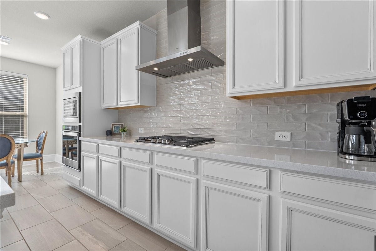 12417 Britta Lane, Texas City, TX 77568 Kitchen