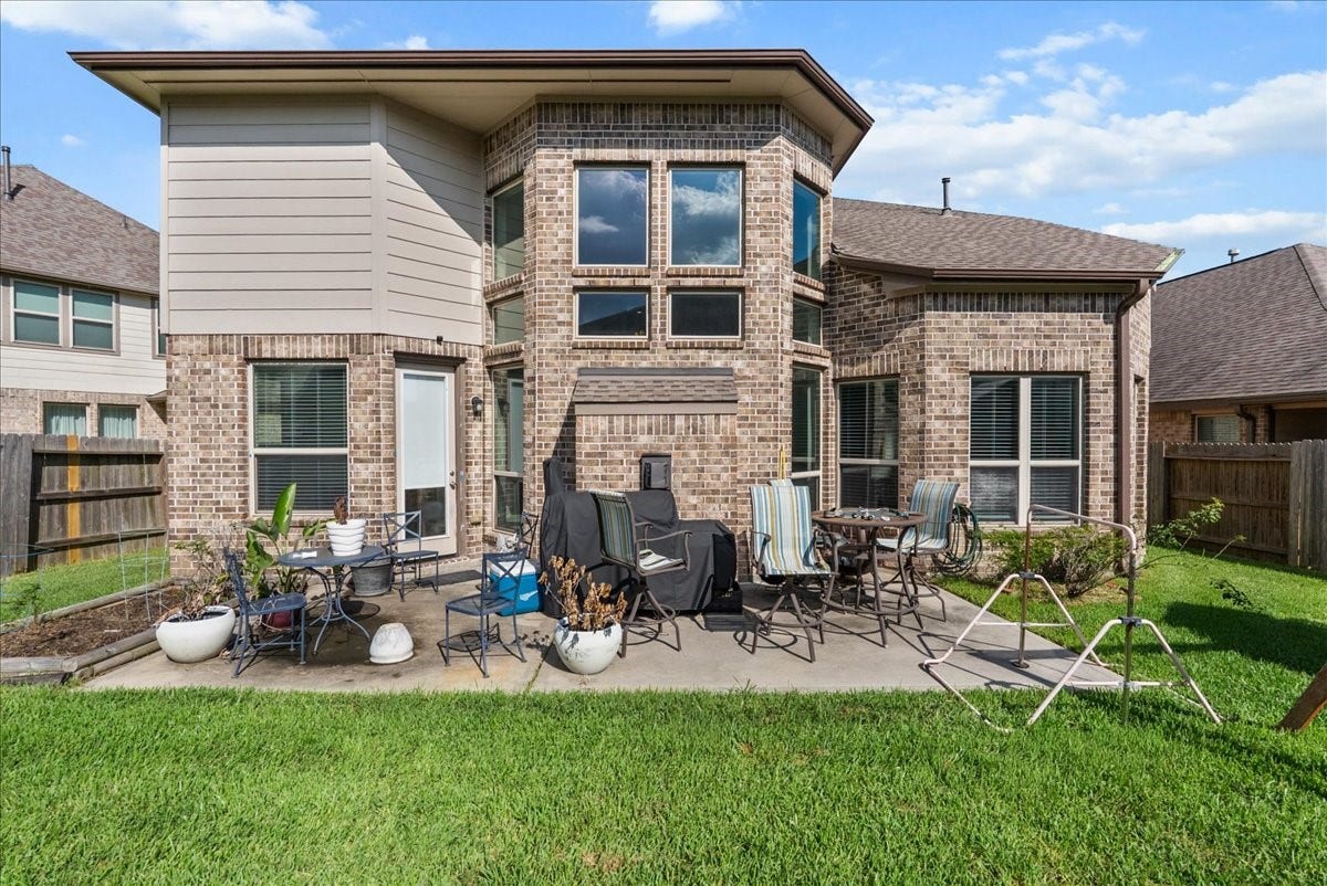 12417 Britta Lane, Texas City, TX 77568 Backyard