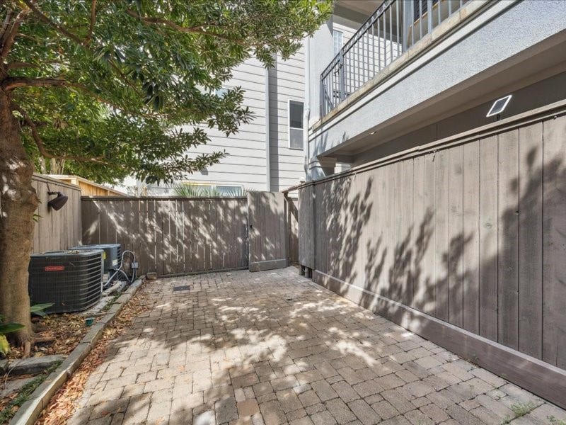 4241 Purdue Street, Houston, TX 77005