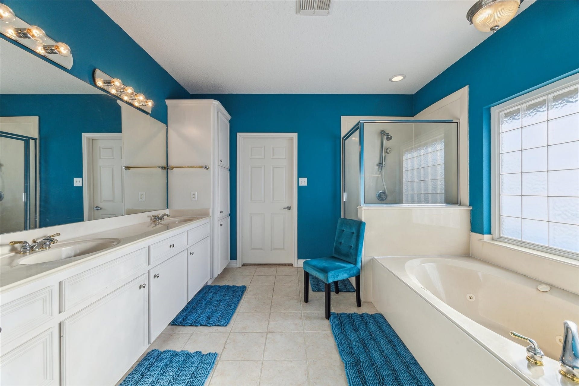 422 Windward Way, Tiki Island, TX 77554 422 Windward Way, Tiki Island, TX 77554