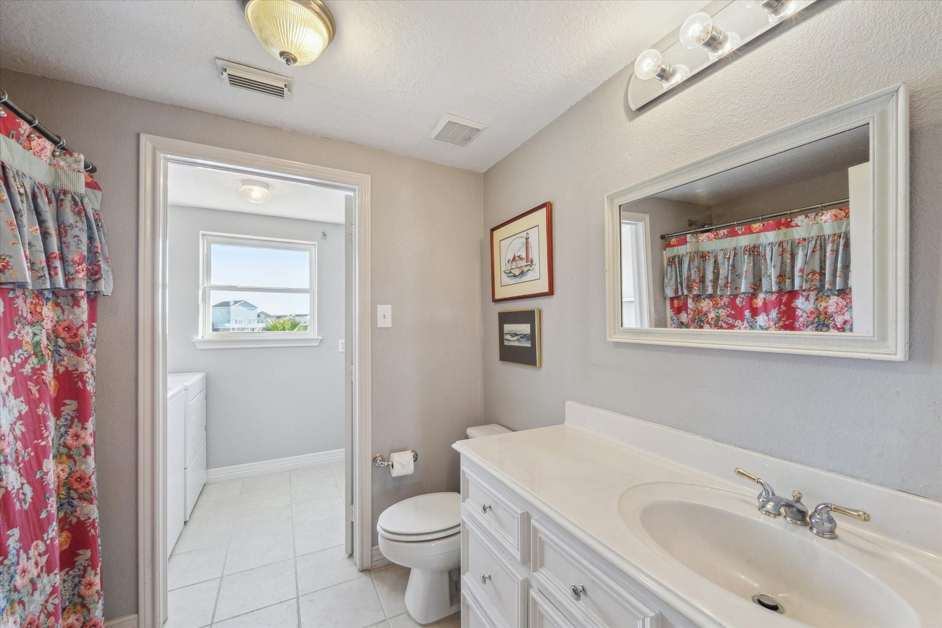 422 Windward Way, Tiki Island, TX 77554 422 Windward Way, Tiki Island, TX 77554