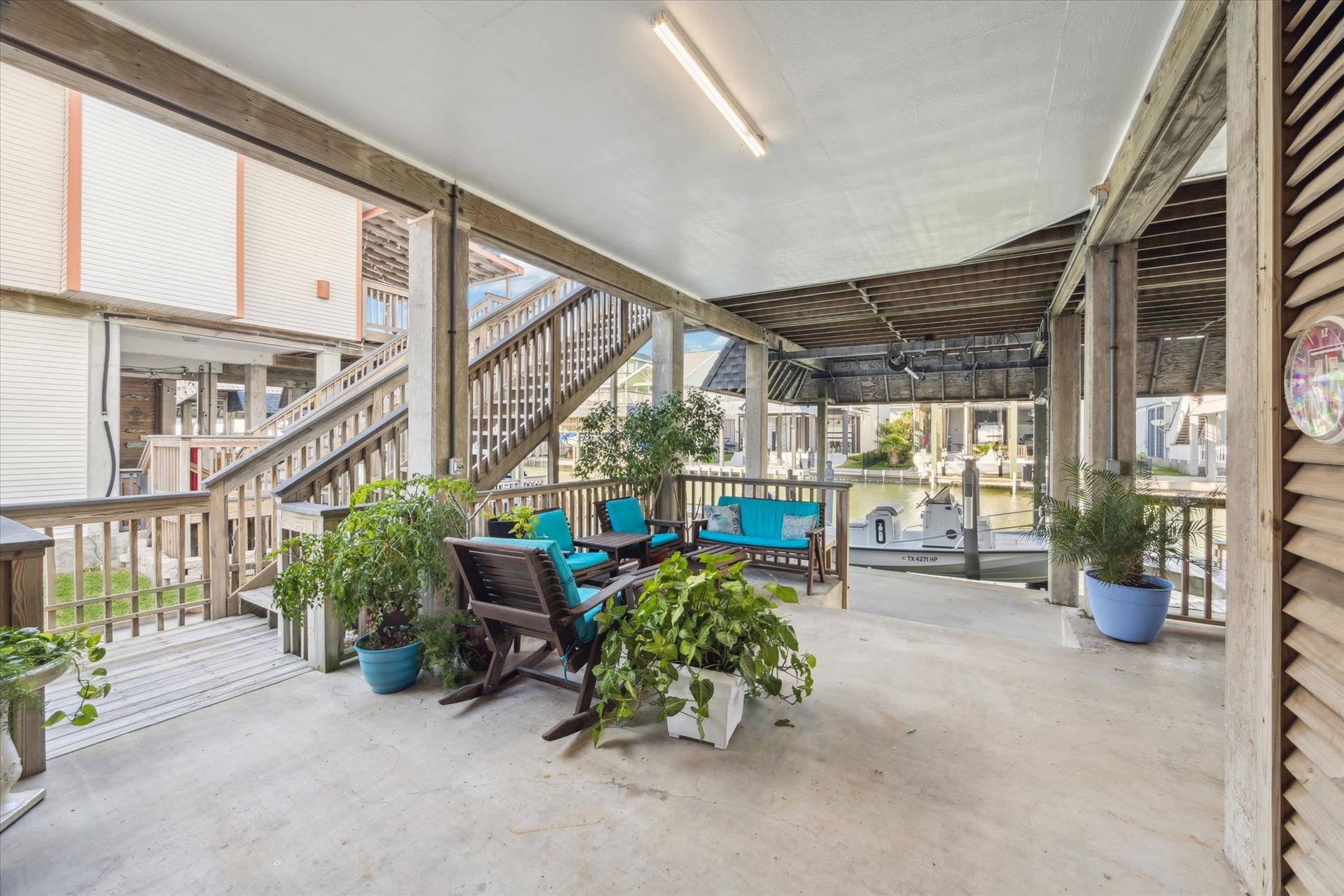 422 Windward Way, Tiki Island, TX 77554 422 Windward Way, Tiki Island, TX 77554