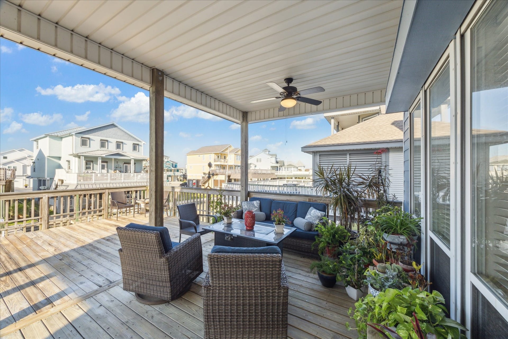 422 Windward Way, Tiki Island, TX 77554 422 Windward Way, Tiki Island, TX 77554