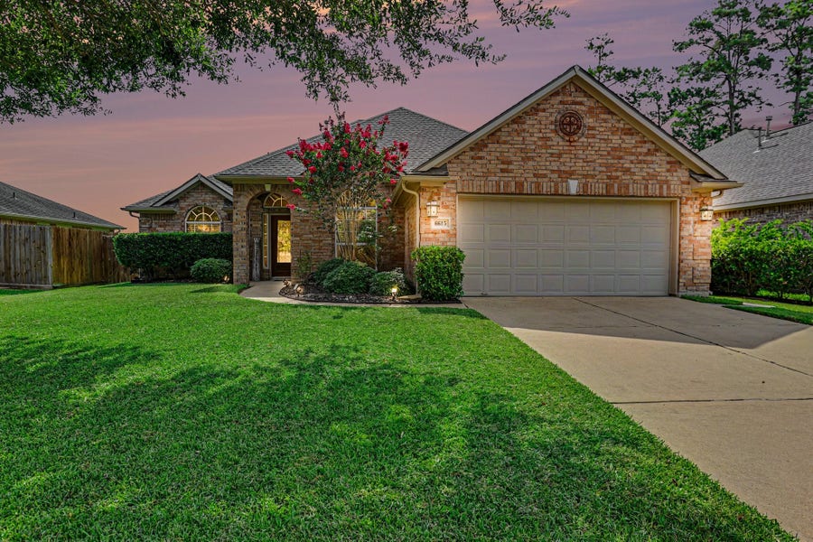 Property photo for 6615 Crystal Forest Trail, Katy, TX