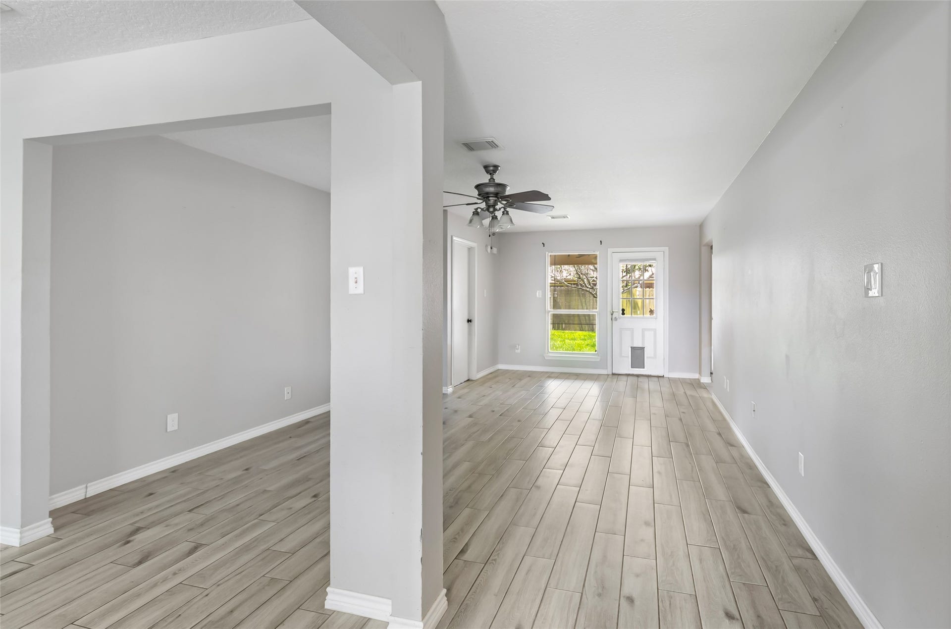 5519 Chisholm Trail, Dickinson, TX 77539 5519 Chisholm Trail, Dickinson, TX 77539