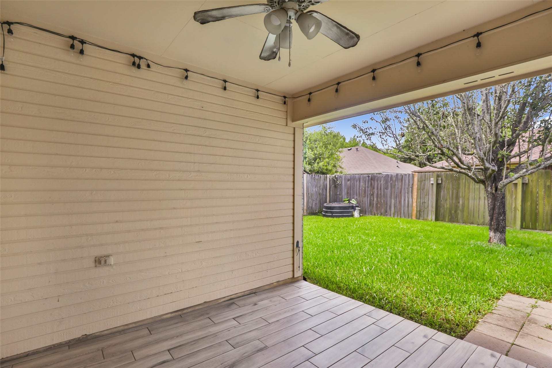 5519 Chisholm Trail, Dickinson, TX 77539 5519 Chisholm Trail, Dickinson, TX 77539