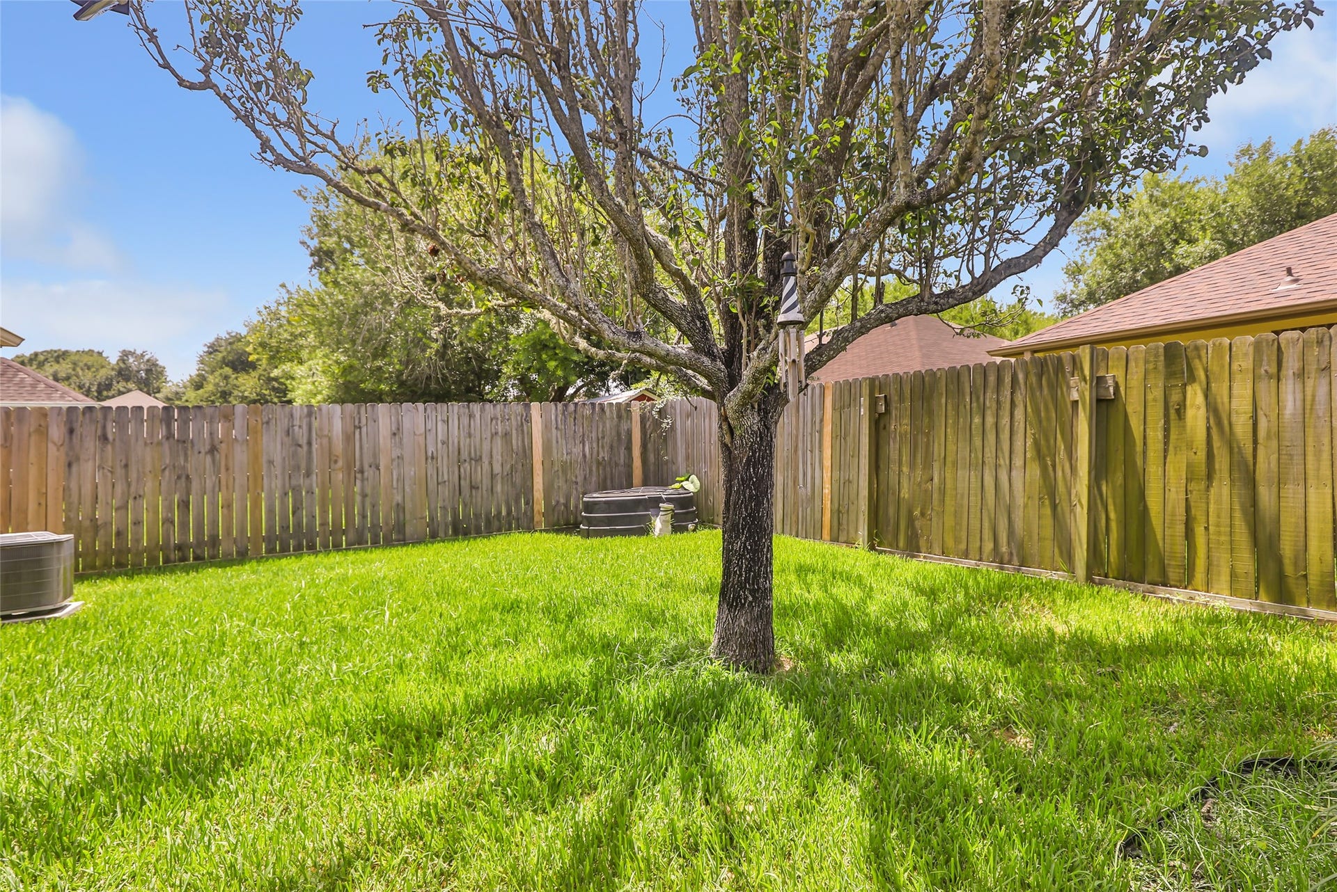 5519 Chisholm Trail, Dickinson, TX 77539 5519 Chisholm Trail, Dickinson, TX 77539