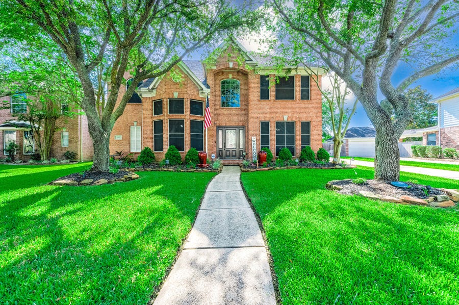 Property photo for 2807 Canyon Drive, Pearland, TX
