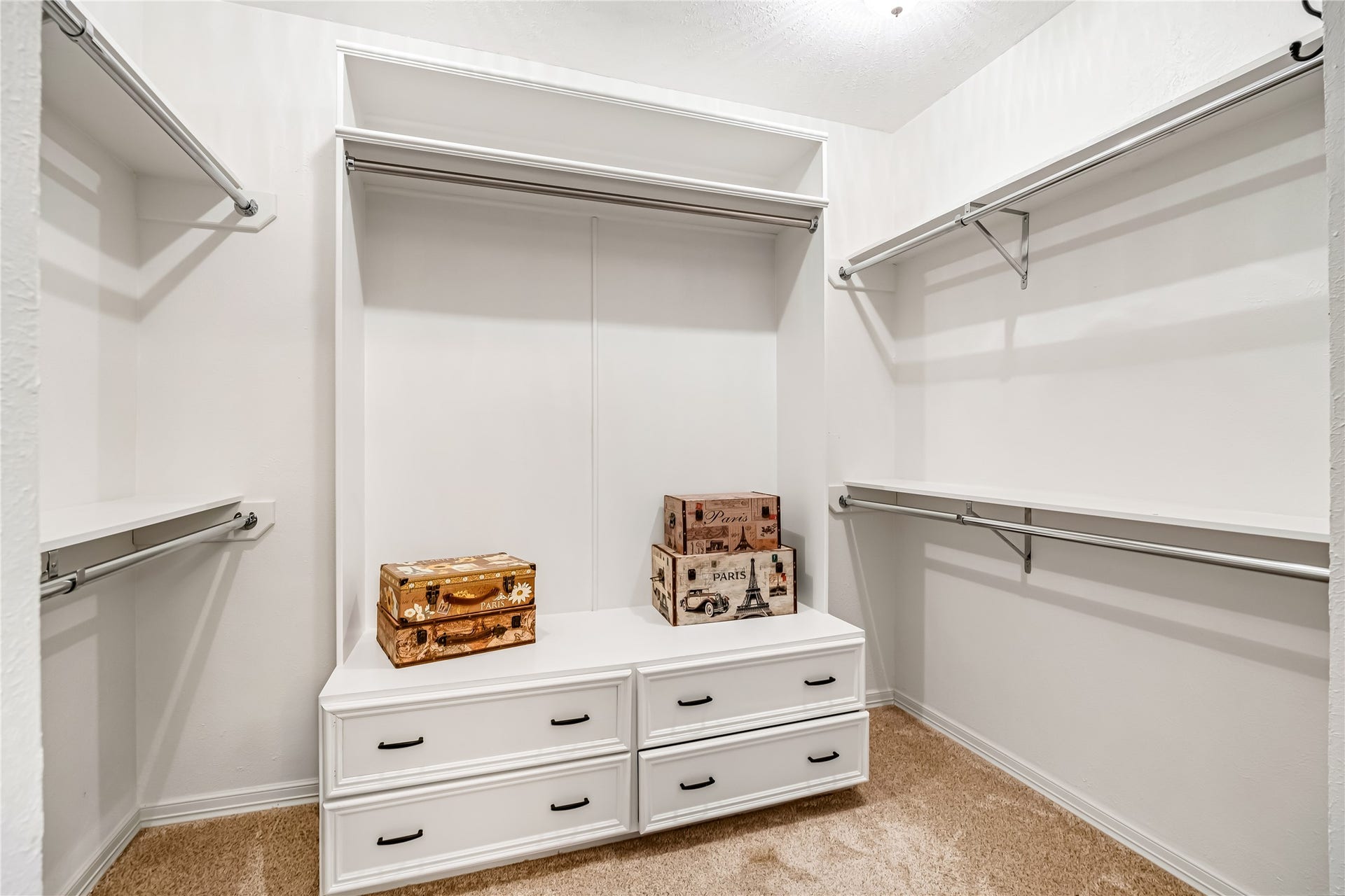 8503 Herts Road, Spring, TX 77379 principal closet