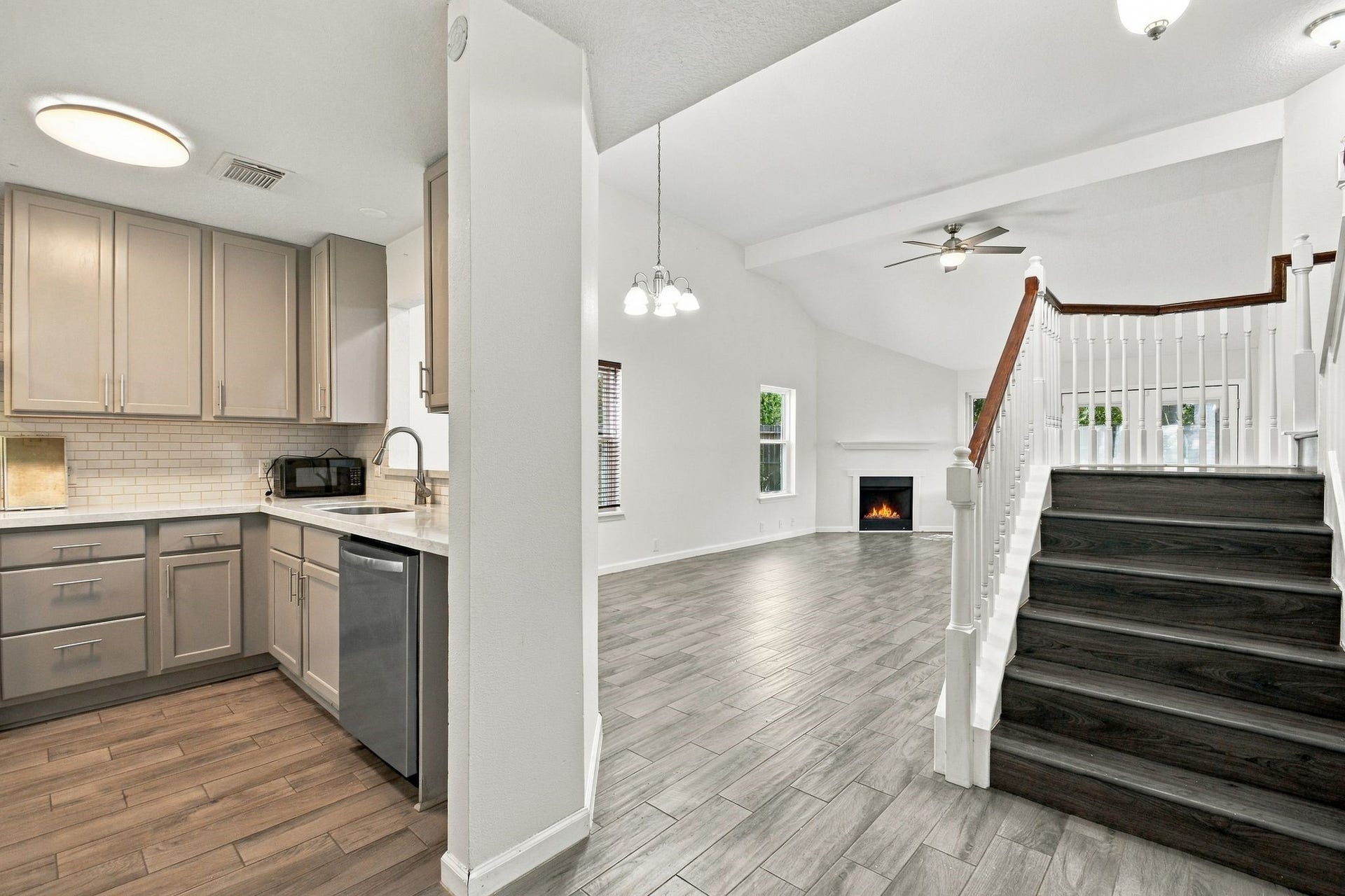 6331 Canyon Rock Way, Katy, TX 77450 6331 Canyon Rock Way, Katy, TX 77450