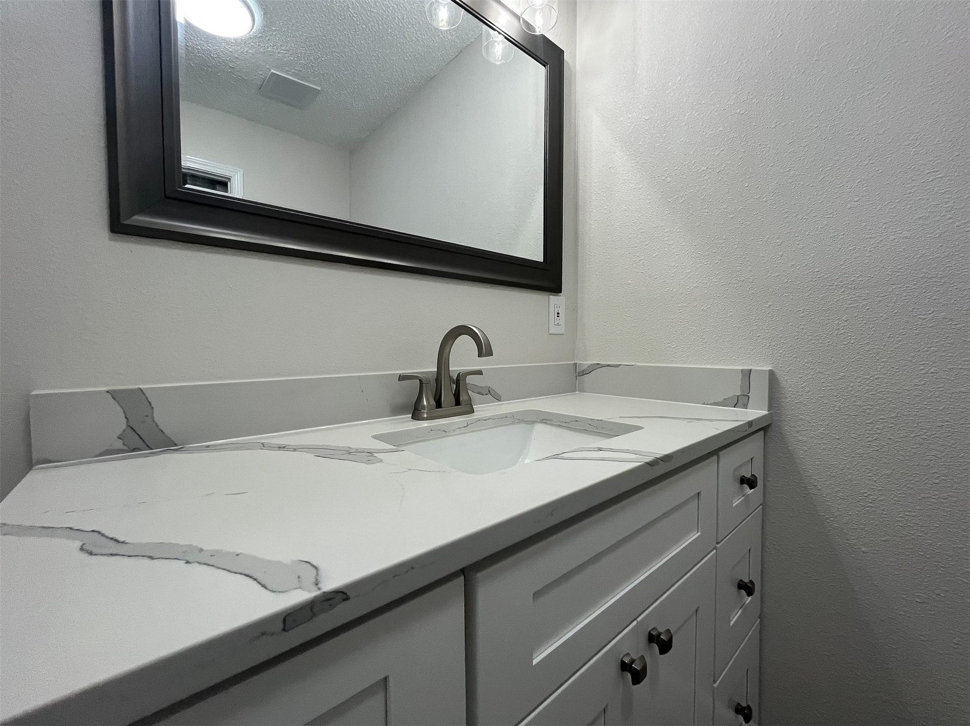11 Carol Court, #B, Brookshire, TX 77423 11 Carol Court, #B, Brookshire, TX 77423
