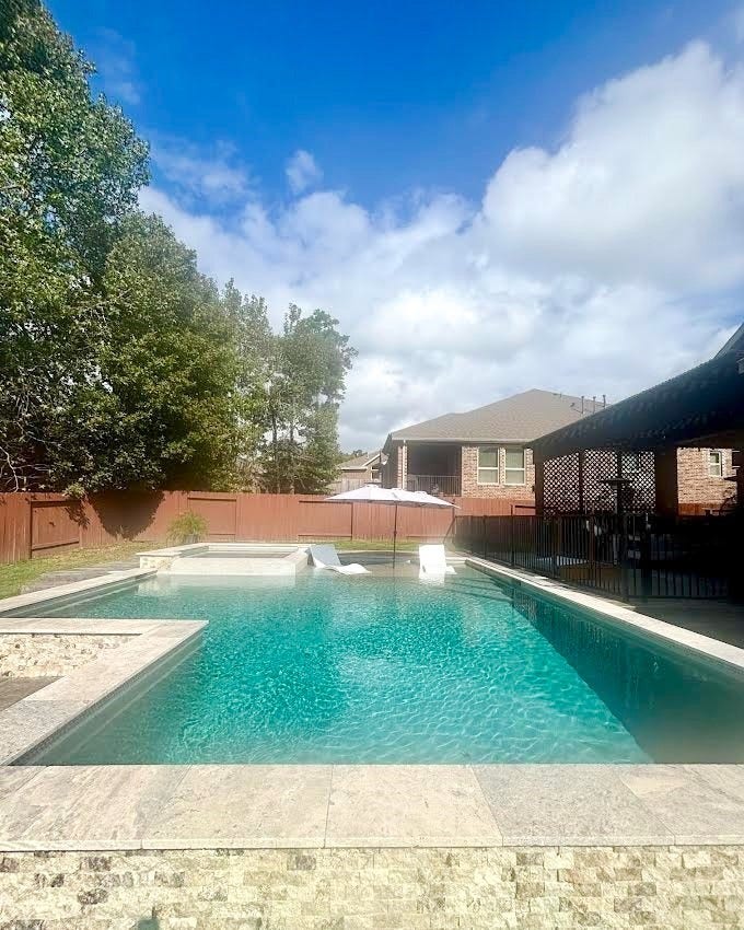 3 Muthill Circle, Conroe, TX 77304 Imagine yourself here on some of those 100+ degree days.