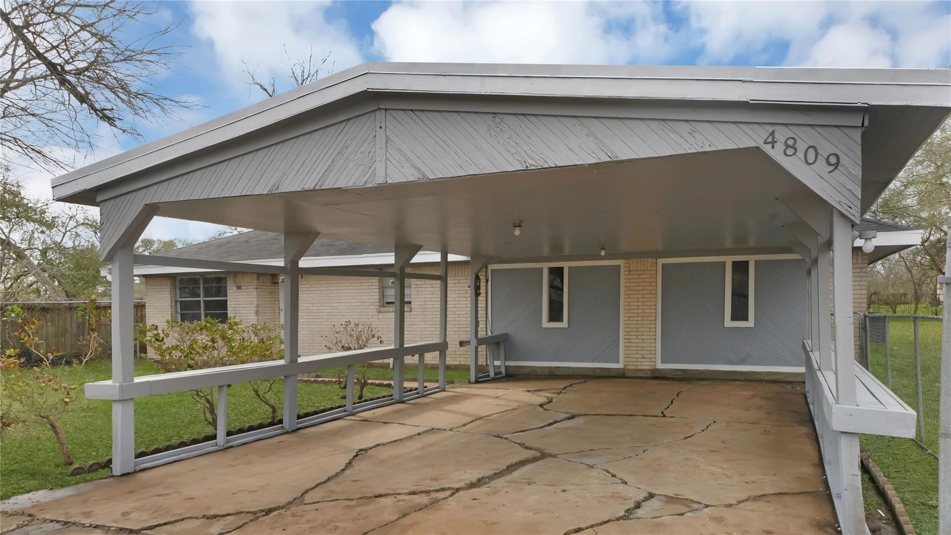 4809 Truman Street, Texas City, TX 77591