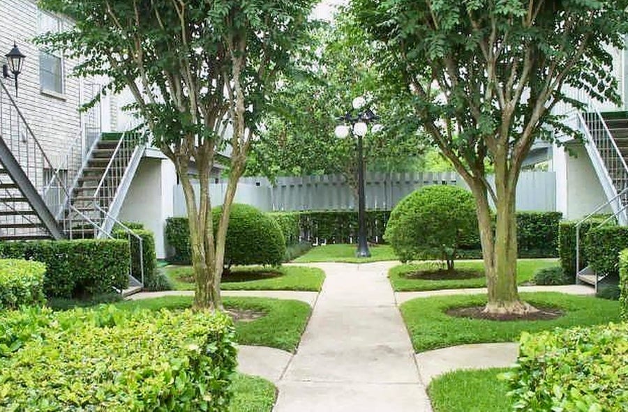 Property photo for 8787 Brae Acres Road, #605, Houston, TX
