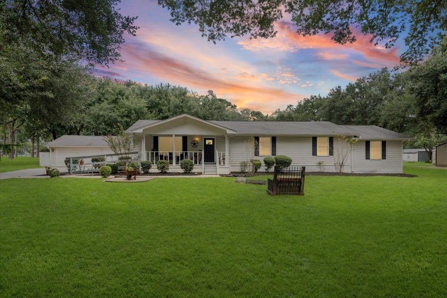 Property photo for 22634 Park Road, Tomball, TX
