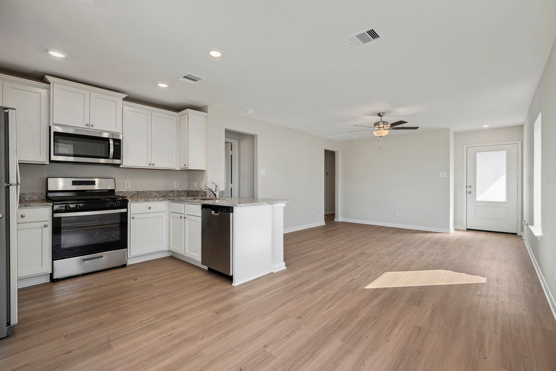 713 Jasmine Ridge Lane, Waller, TX 77484 713 Jasmine Ridge Lane, Waller, TX 77484